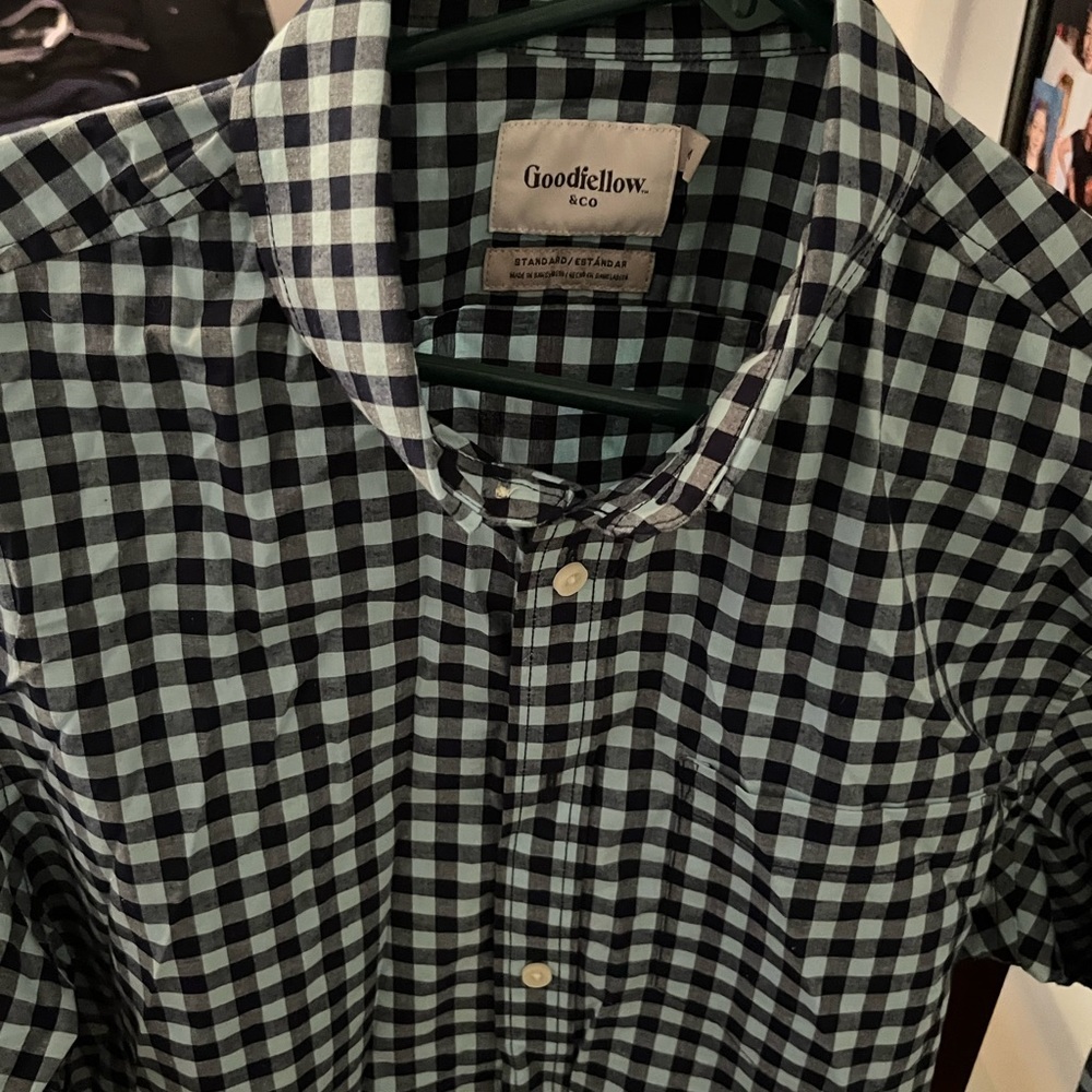 *NWOT* GOODFELLOW&Co. Men’s LONG SLEEVE BUTTON UP DRESS SHIRT,size MEDIUM